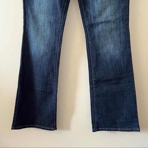 Levi’s 515 Women’s Bootcut Mid-rise Dark Wash Jeans sz 8L - Picture 3 of 10